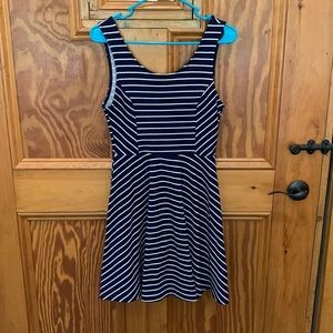 EUC Lush stretchy navy and white sun dress size M
